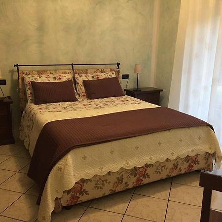 B&B Villa Lina Desenzano del Garda Exterior photo